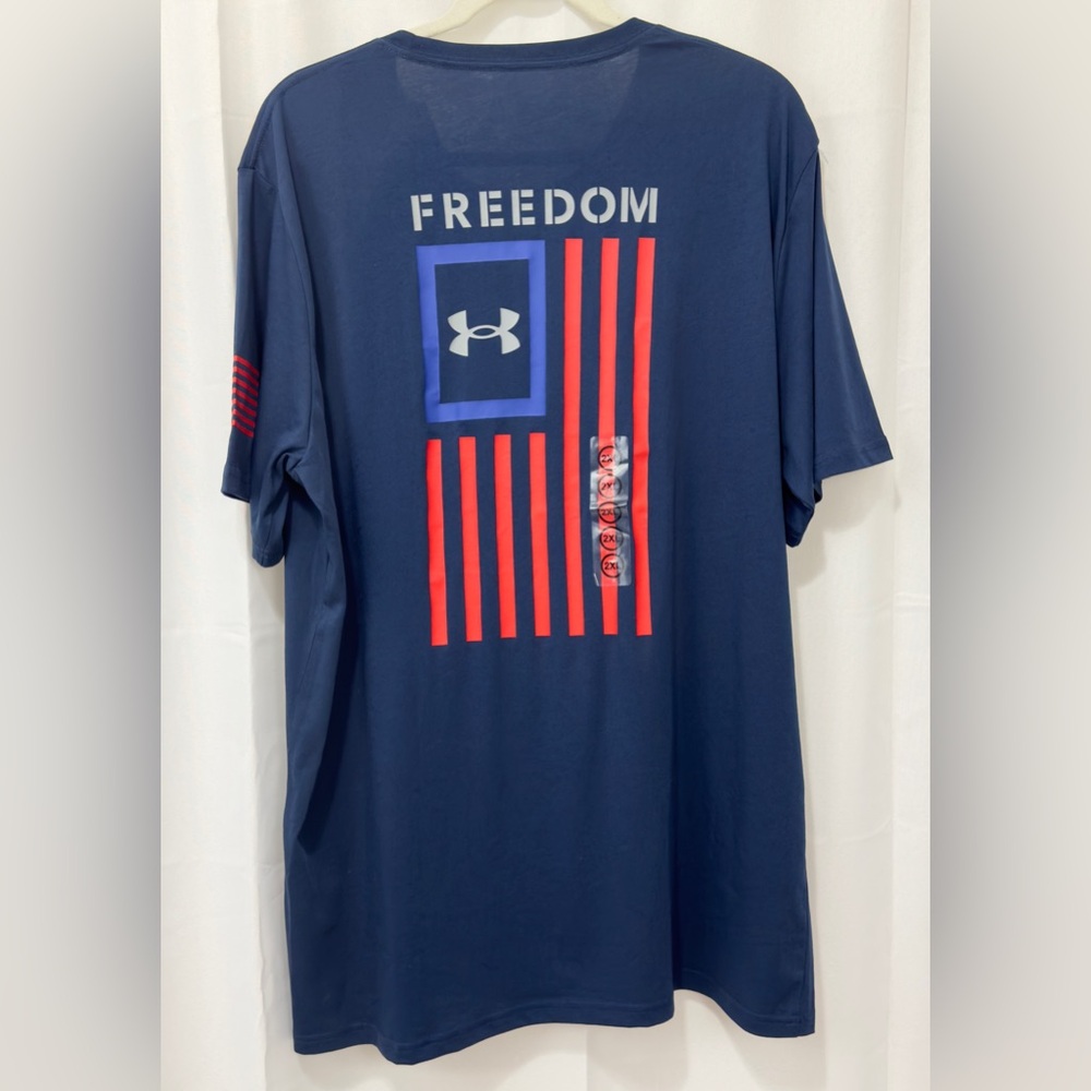 Under Armour Men's New Freedom Flag Short Sleeve T-Shirt Flag on back ! 2XL. NWT - Picture 11 of 12